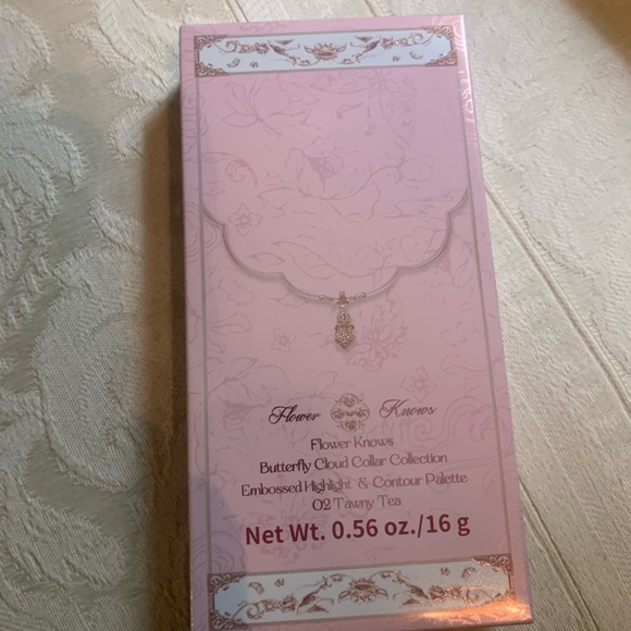 Flower Knows Makeup Butterfly Cloud Face Contour Palette Tawny Tea 02 BNIB - Picture 3 of 15
